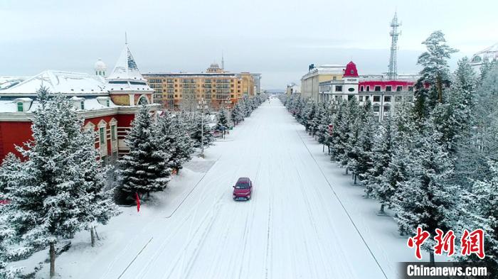 3��18�գ����й�����С�������ʡ���˰���Į����ӭ�������봺�������һ����ѩ���������� ��
