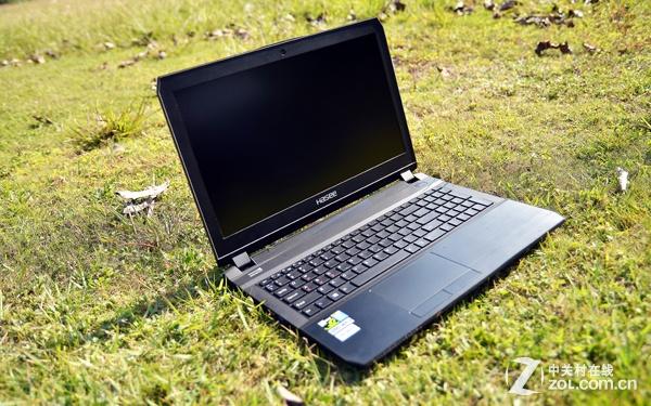 ���ձر� ����GTX980Mս��Z8��10999Ԫ 